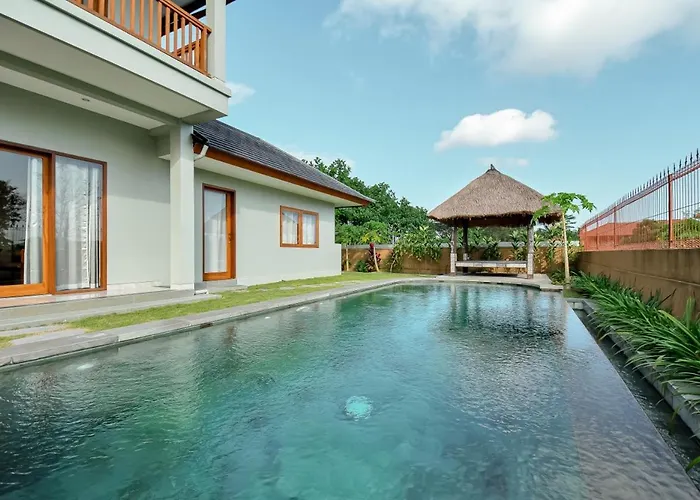 Holiday home Three Bed In *